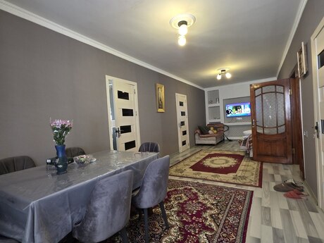 Elan №6213053 - Bakı, İnşaatçılar m., 5 otaqlı, 120 m²