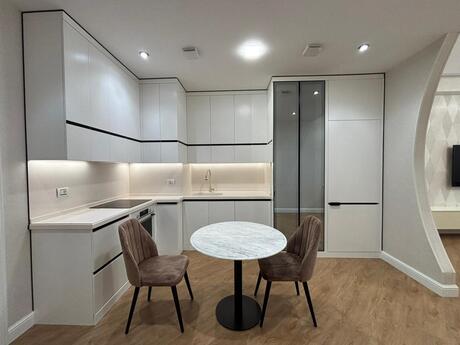 Kirayə 3 otaqlı mənzil, 105 m², Ağ şəhər: 1 800 ₼/ay 5