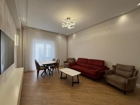 Kirayə 3 otaqlı mənzil, 105 m², Ağ şəhər: 1 800 ₼/ay 3