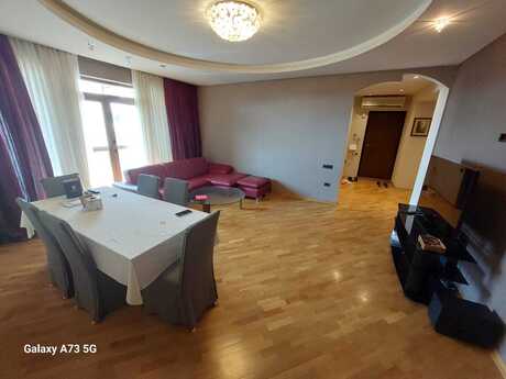 3 otaqlı mənzil, 100 m², Elmlər Akademiyası: 270 000 ₼ 2
