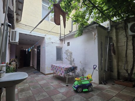Elan №6213140 - Bakı, İnşaatçılar m., 4 otaqlı, 150 m²