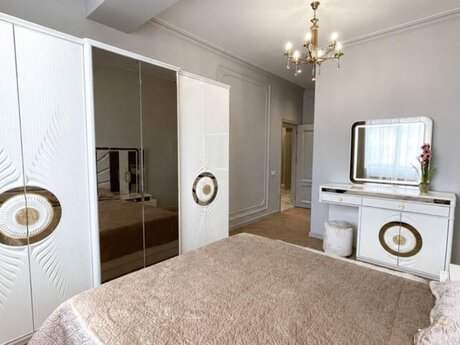 3 otaqlı mənzil, 115 m², 28 May: 455 000 ₼ 3