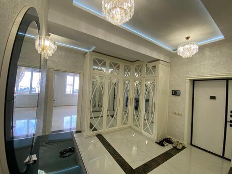 Elan №6213181 - Bakı, Qara Qarayev m., 4 otaqlı, 181 m², 15/17 mərtəbə