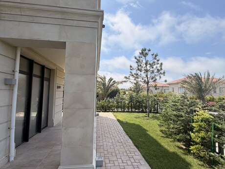 2-комн. новостройка - пос. Sea Breeze - 115 м²