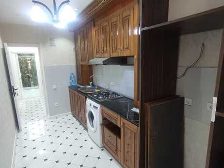 2 otaqlı köhnə tikili - Qara Qarayev m. - 70 m²