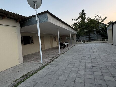5 otaqlı həyət evi/bağ evi - Xaçmaz - 120 m²