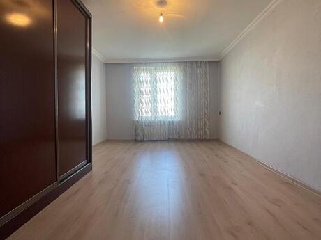 3 otaqlı köhnə tikili - Elmlər Akademiyası m. - 60 m²