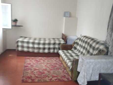Сдаётся 1-комнатная квартира в старом фонде, Nizami, 35 м², 370 AZN/мес, фото 3 / 7