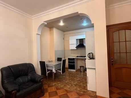 Kirayə 2 otaqlı mənzil, 55 m², 20 Yanvar: 650 ₼/ay 2