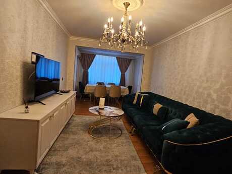 Elan №6214029 - Bakı, Neftçilər m., 2 otaqlı, 65 m², 1/5 mərtəbə