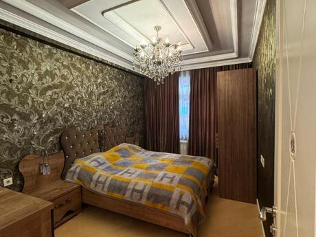 4-комнатная квартира, 107 м², İnşaatçılar: 248 000 ₼ 3