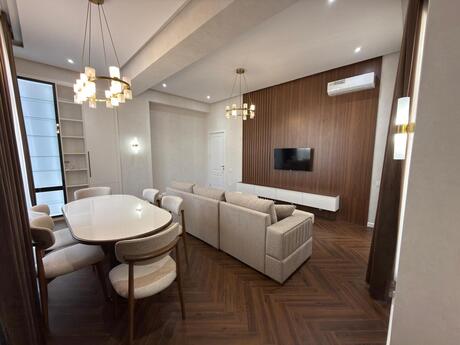 Kirayə 3 otaqlı mənzil, 130 m², Grand Plaza: 1 900 ₼/ay 4