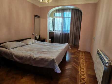 3-room apartment, 90 m², 8-ci mikrorayon: 250 000 ₼ 3