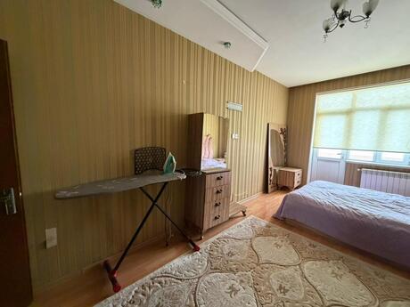 Kirayə 3 otaqlı mənzil, 140 m², Qara Qarayev: 900 ₼/ay 4