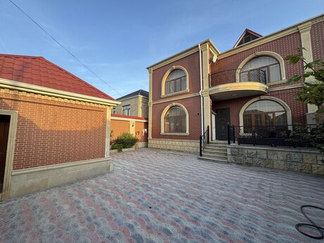 7 otaqlı həyət evi, 223 m², M.Ə.Rəsulzadə: 291 000 ₼ 2
