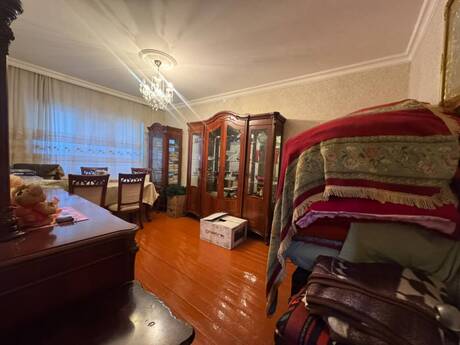 3 otaqlı köhnə tikili - Əhmədli m. - 85 m²