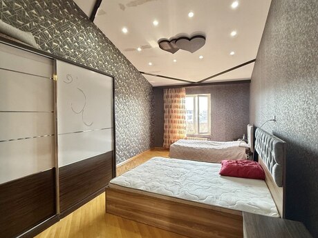 3-room apartment, 100 m², 8-ci mikrorayon: 224 000 ₼ 5