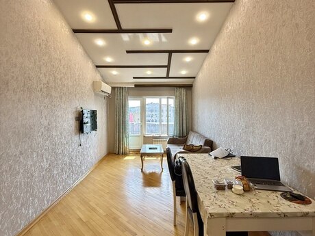 3 otaqlı yeni tikili - 8-ci mikrorayon q. - 100 m²