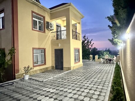 6 otaqlı həyət evi/bağ evi - Görədil q. - 135 m²