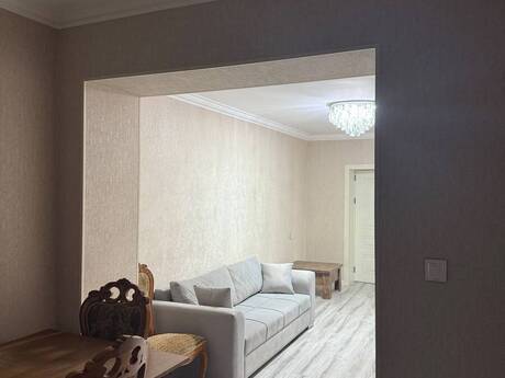 3 otaqlı köhnə tikili - Binəqədi r. - 70 m²