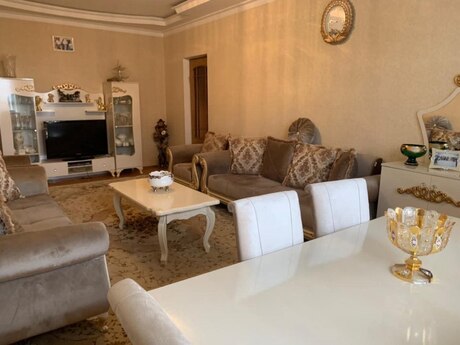 7 otaqlı həyət evi, 240 m², Biləcəri: 145 000 ₼ 5