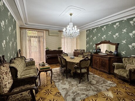 4-room apartment, 134 m², Sahil: 540 000 ₼ 2