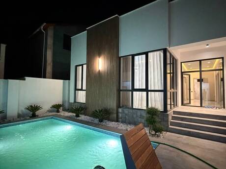 4 otaqlı həyət evi, 200 m², Şüvəlan: 260 000 ₼ 2