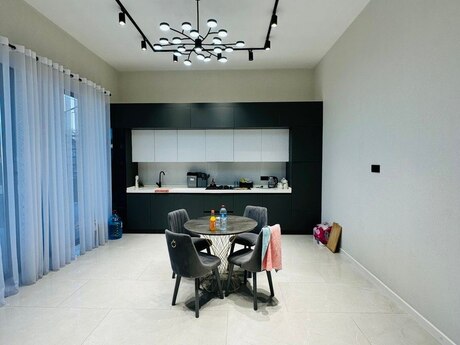 4-комн. дом/дача - пос. Мардакан - 300 м²