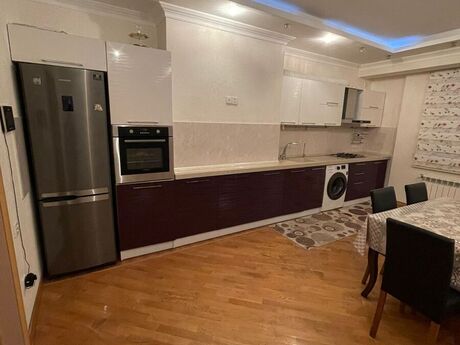 6 otaqlı mənzil, 270 m², 8 Noyabr: 490 000 ₼ 3
