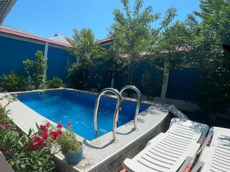 4 otaqlı həyət evi/bağ evi - Qəbələ - 130 m²