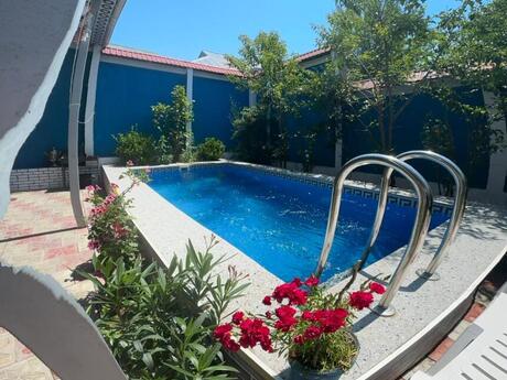 4 otaqlı həyət evi/bağ evi - Qəbələ - 130 m²