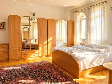 3-комн. вторичка - м. Ичеришехер - 150 м²