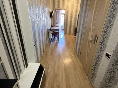 1 otaqlı yeni tikili - 28 May m. - 40 m²
