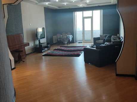 3 otaq · 125 m² · 18/20 mərtəbə, Nizami