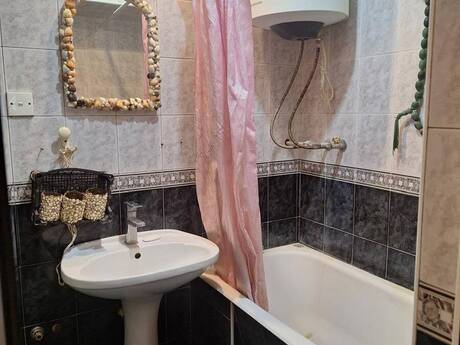 3 otaqlı yeni tikili - 28 May m. - 94 m²