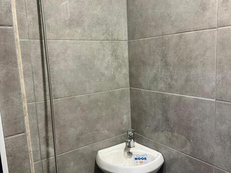 1 otaqlı köhnə tikili - Elmlər Akademiyası m. - 40 m²