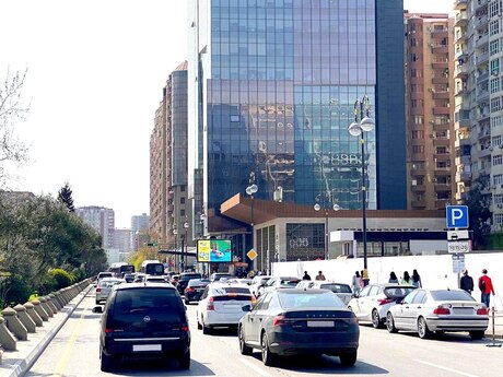Obyekt - Şah İsmayıl Xətai m. - 1400 m²