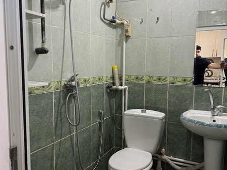 Bakıxanovda 1 otaqlı köhnə tikili mənzil kirayə verilir, 20 m², 280 AZN/ay, şəkil 3 / 5