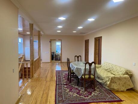 6 otaqlı həyət evi/bağ evi - Qəbələ - 170 m²