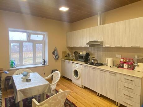 6 otaqlı həyət evi/bağ evi - Qəbələ - 170 m²
