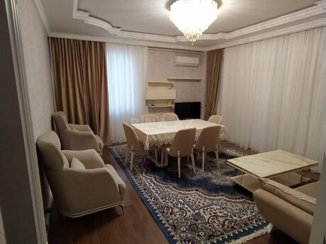 Elan №6215796 - Bakı, Qara Qarayev m., 3 otaqlı, 110 m², 8/17 mərtəbə