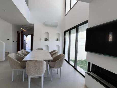 5 otaqlı həyət evi/bağ evi - Mərdəkan q. - 350 m²