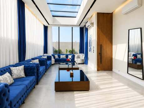 5 otaqlı həyət evi/bağ evi - Mərdəkan q. - 240 m²