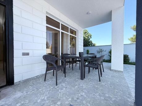 5 otaqlı həyət evi, 220 m², Novxanı: 400 000 ₼ 4