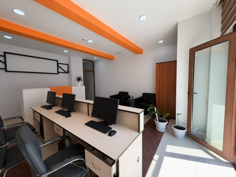 Obyekt - Ağ şəhər q. - 160 m²