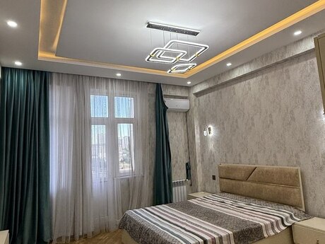 3-комн. новостройка - м. Шах Исмаил Хатаи - 120 м²