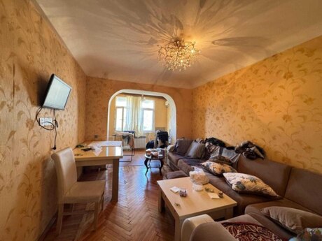 Elan №6216198 - Bakı, Neftçilər m., 2 otaqlı, 55 m², 3/5 mərtəbə