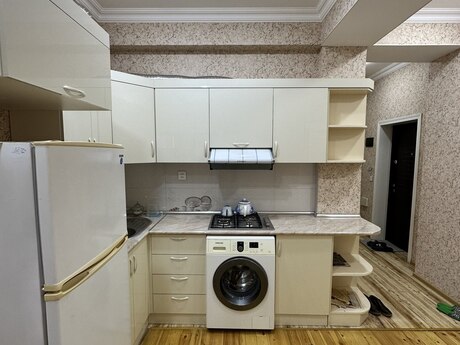 3 otaqlı yeni tikili - 28 May m. - 85 m²