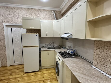 3 otaqlı yeni tikili - 28 May m. - 85 m²
