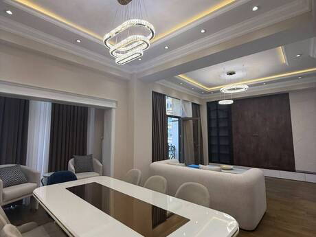4 otaqlı yeni tikili - Nəsimi r. - 208 m²
